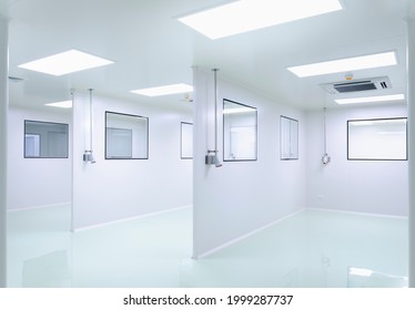 Clean Room In Manufacturing Pharmaceutical Plant, Green Epoxy System Flooring, Sandwich Panel, And Double Glass Window, Air Conditioning System