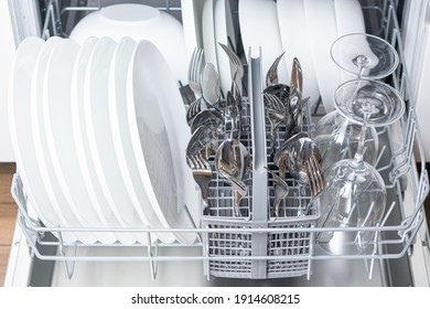 Clean And Shine Dishes In The Dishwasher