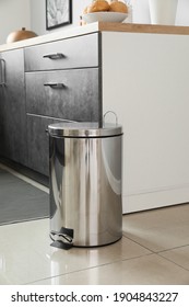 Clean Trash Bin In Modern Kitchen