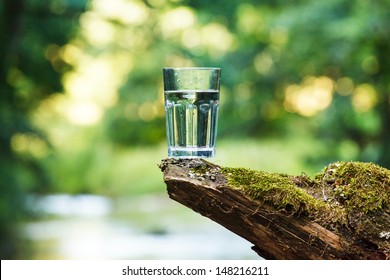  Clean water (healthy concept)
