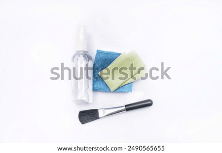 cleaner tools, camera and lens cleaning tools so they don't get dusty.