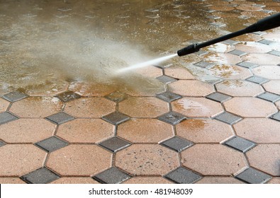 Cleaning Concrete Block Floor By High Pressure Water Jet.