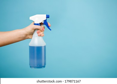 152,049 Cleaning with spray Images, Stock Photos & Vectors | Shutterstock