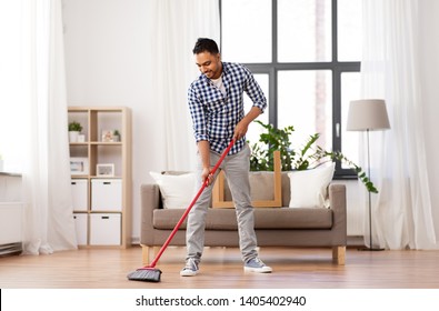 6,558 Man sweeping the floor Images, Stock Photos & Vectors | Shutterstock