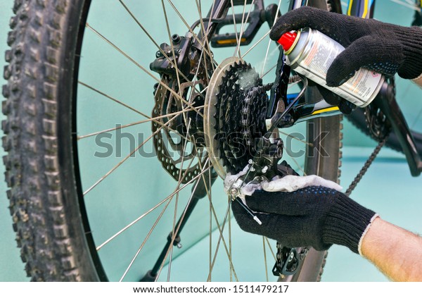 lubricating bicycle