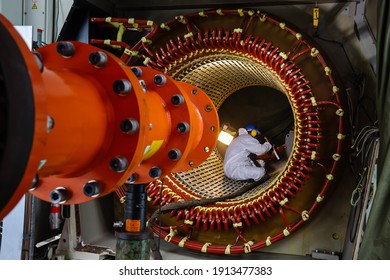 Cleaning The Stator Of Generator By Dry Ice After Remove Rotor Of Generator