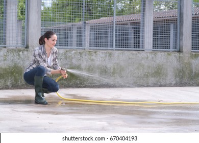 Cleaning Time For Kennel Assistant