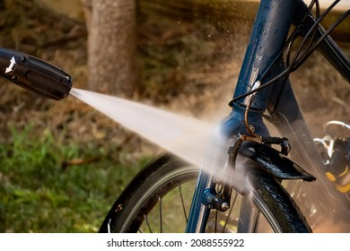 Cleaning Washing A Bilcycle Wheels With Pressure Washer Cleaner. Self Service Do It Yourself Bike Maintenance