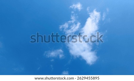 Clear Daytime Sky with Cloud Patterns