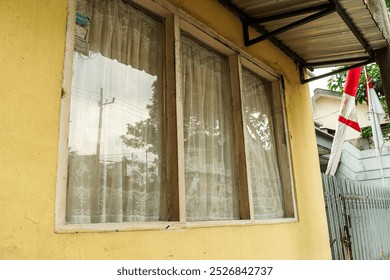 clear glass in house buildings - Powered by Shutterstock