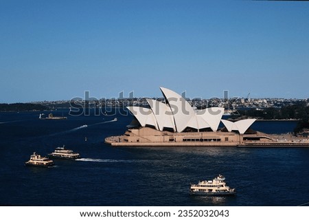 Clear sky in Sydney opera house
