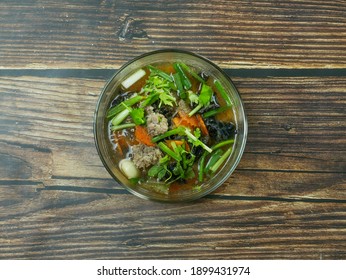 Clear Soup with Bean Curd and Minced Pork Thai cuisine