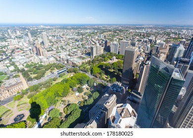 A clear sunny day in Sydney, looking east towards Hyde Park. - Shutterstock ID 178180025
