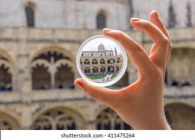 Clear View Through Contact Lense At Abbey