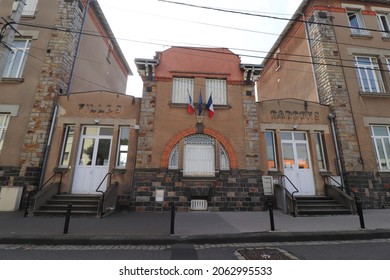 Clermont Ferrand, France - 10 10 2021 : Ferdinand Buisson Primary School, Exterior View, City Of Clermont Ferrand, Puy De Dome Department, France