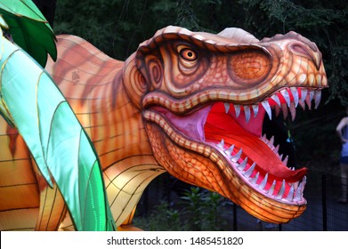 Cleveland, Ohio August 4, 2019: 
Asian Lantern Festival On Display At The Cleveland Metroparks Zoo.