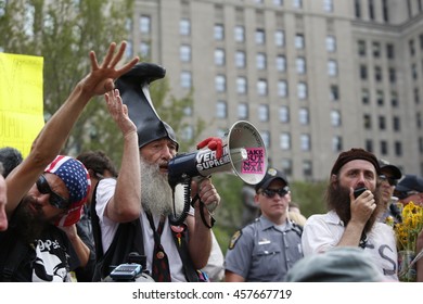 CLEVELAND - OHIO - JULY 21 2016: Thousands Of Delegates, Activists, Spectators & Law Enforcement From All Over The US Descended Onto Cleveland For The Republican National Convention. Vermin Supreme