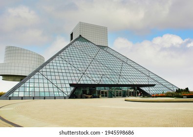 CLEVELAND, OHIO - Sept 30, 2006: The Rock And Roll Hall Of Fame Building.