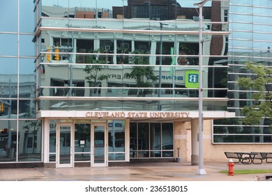 CLEVELAND, USA - JUNE 29, 2013: Exterior View Of Cleveland State University, Ohio. It Exists Since 1964 And Has More Than 17,000 Students.