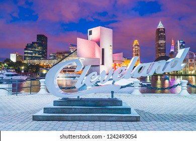 Cleveland,ohio,usa.  08-18-17 : Cleveland Script Sign In Lakefront  At Night.