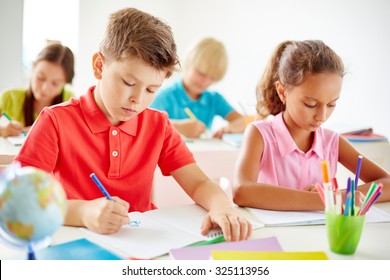 Clever Pupils Drawing Lesson Stock Photo 325113956 | Shutterstock