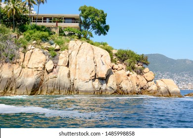 Cliff Divers Defy Gravity In Acapulco. 