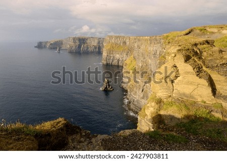 Cliffs of moher, county clare, munster, republic of ireland (eire), europe