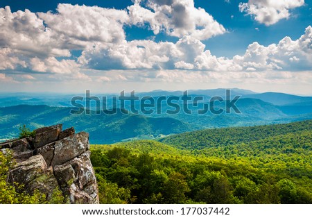 Cliffs and view of the Blue Ridge Mountains from North Marshall, Shenandoah National Park, Virginia.