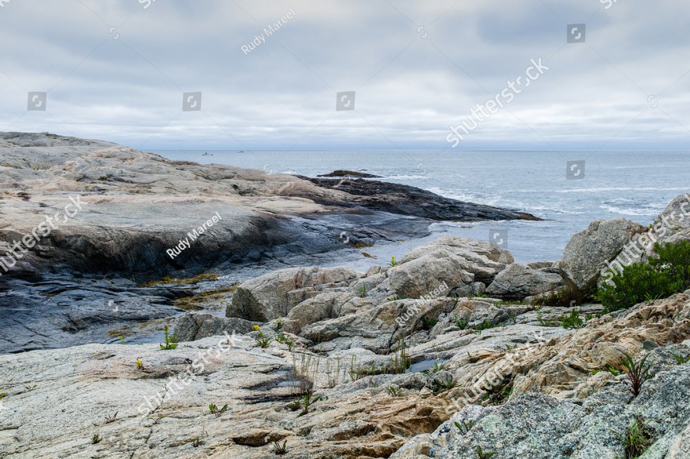 The cliffwalk in Newport offers backyard views of famous mansions to ...