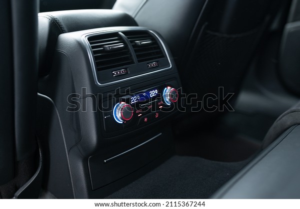 climate control unit in\
the car interior