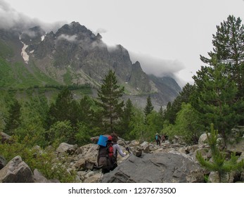 Climbers going to the mountains.