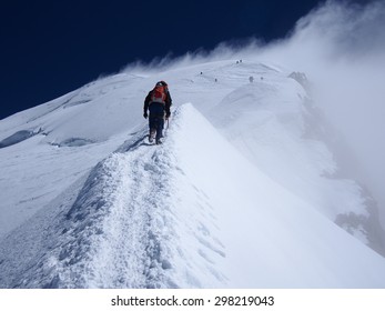 Climbing Mont Blanc 