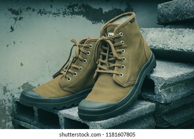 captain horizon Encourage 62 Palladium boots Images, Stock Photos & Vectors | Shutterstock