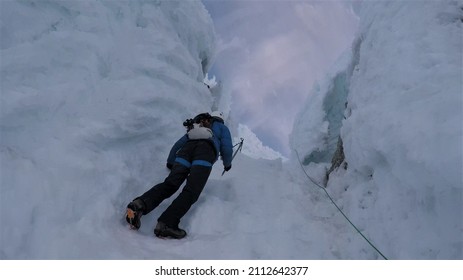 Climbing Through The Pearly Gates On Mt Hood