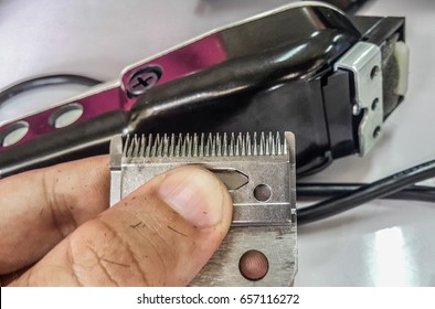 Clipper Blade Adjusting