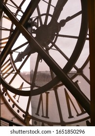 clock of the Musée d'Orsay in Paris