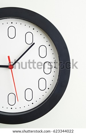 Clock Face To Illustrate Concept Of Zero Hour Employment Contracts