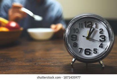 209,746 Eating time Images, Stock Photos & Vectors | Shutterstock