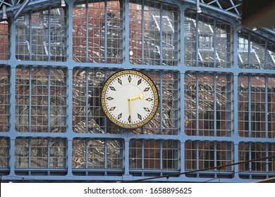 Clock At Steel Structure In St. Pancras Station