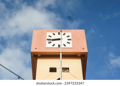 clock tower with blue sky