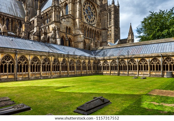 Cloisters Lincoln Cathedral Lincolnshire Uk Stock Photo 1157317552 ...