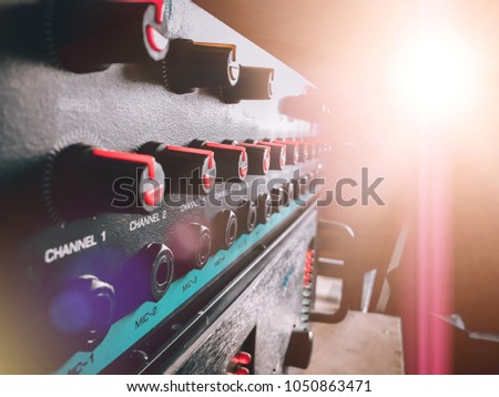 close up of amplifier head controller