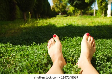 Close Barefoot Young Woman W Clean Stock Photo (Edit Now) 1147148069