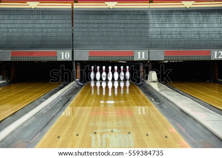 Close up of bowling.