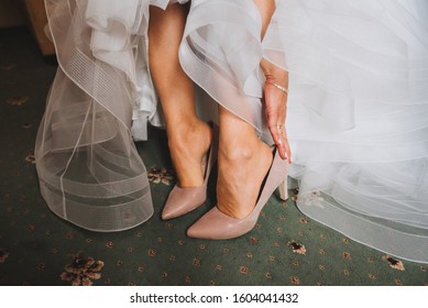 nude shoes with wedding dress