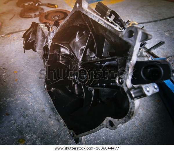 close up of broken car\
engine