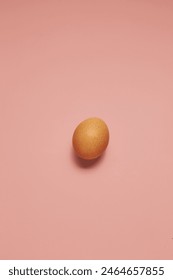 Primer plano huevo marrón