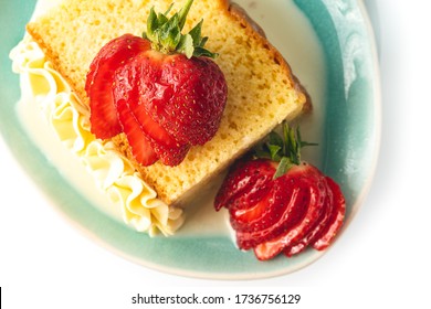 Close Up Of Cake Slices, Sweets, Mousses And Many Desserts Form The Caribbean. Starring A Tres Leches, A Red Velvet A Ponche Crema, Pistache, Cashew Nuts, And Chocolate Cake 