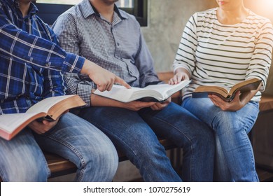 Close Up Of Christian Group Are Reading And Study Bible Together In Sunday School Class Room