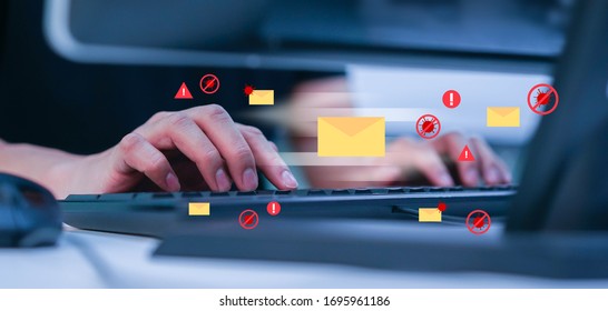 Nahaufnahme von Programmiercode in der Datenbank auf der Laptop-Tastatur zum Schutz und Sperren von Spam-E-Mails aus dem Internet und Hacker für intelligente Technologie und Arbeiten vom Home-Konzept
